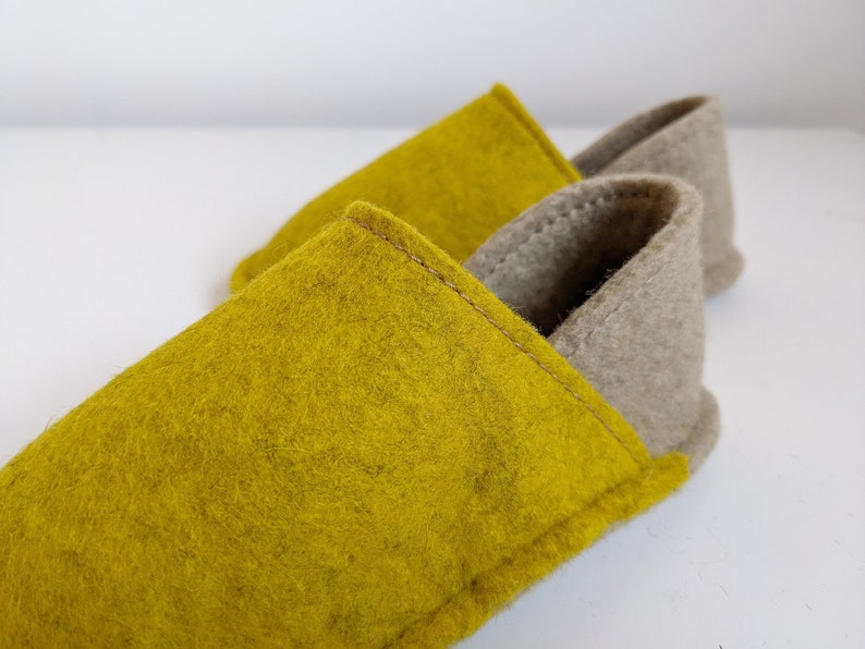 Warm indoor kids slippers. Handmade from 100% wool. All sizes. image 4