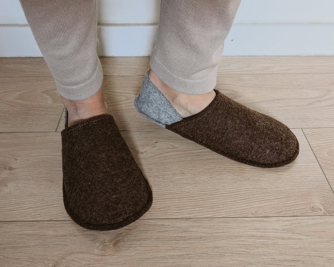 indoor slippers