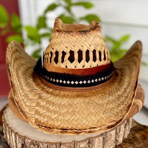 Western Distress Cowboy Hat (made out of Palm leaf)