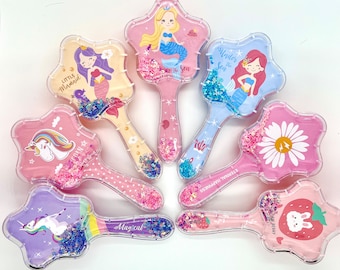 Einzigartige personalisierte Einhorn Meerjungfrau Haarbürste - Geschenk für Mädchen - Geburtstagsgeschenk - Blumen und Hasen ist Mädchenkram