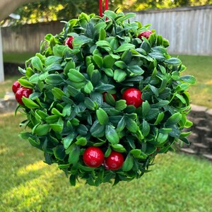 Christmas Kiss Ball - Etsy