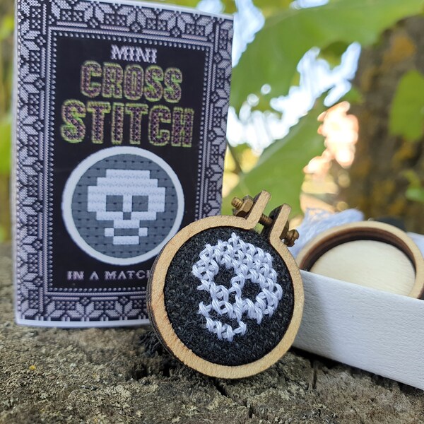 Miniature cross stitch kit Skull , embroidery pattern  for beginners  Skull in a box Embroidery Pendant halloween Brooch