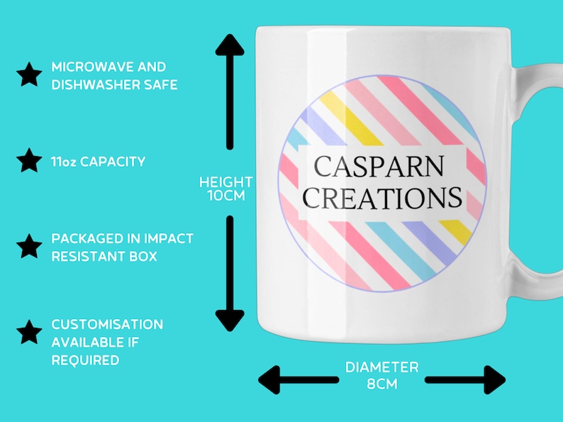 Może przedstawiać: Biały ceramiczny kubek z uchwytem, ​​z kolorowym okrągłym wzorem i napisem "CASPARN CREATIONS". Kubek ma pojemność 11 uncji, wysokość 10 cm i średnicę 8 cm. Można go używać w kuchence mikrofalowej i zmywarce.