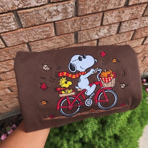 刺繍入りかわいい犬用スウェットシャツ、秋用犬用クルーネックスウェットシャツ、カボチャ刺繍シャツ、快適な秋のスウェットシャツ、ハロウィンギフト