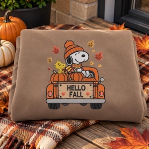 Sweat-shirt brodé avec un adorable chien, Sweat-shirt d'automne à col rond pour chien, T-shirt brodé de citrouille, Sweat-shirt d'automne confortable, Cadeau d'Halloween