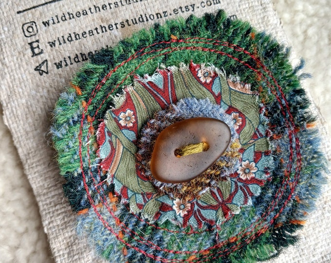 Tweed Brooch in Grey