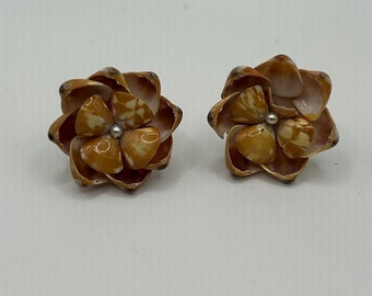 Vintage Seashell Flower Earrings