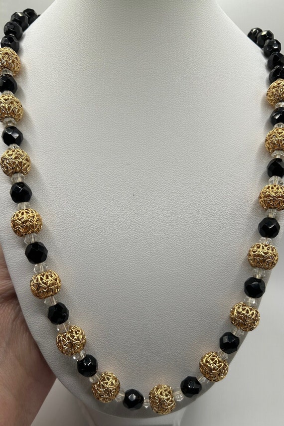 Gold Filagree and Black Faceted Bead Necklace