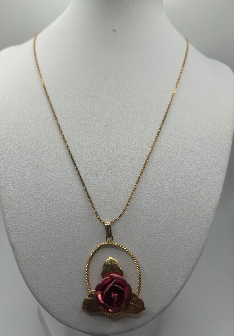 Vintage Red Rose Pendent Gold Tone Necklace image 1