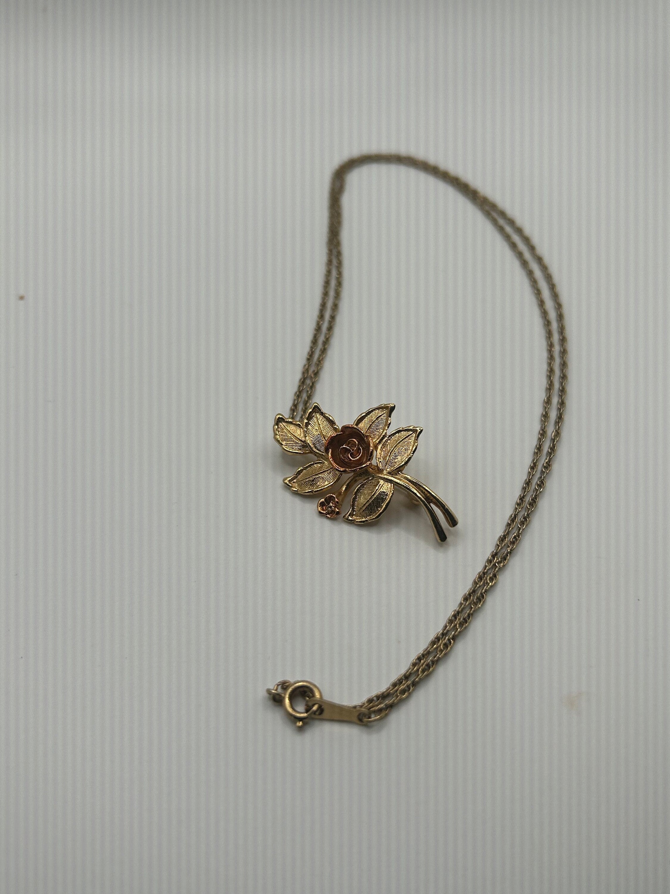 Vintage Avon Rose Leaf Pendent/Brooch Necklace