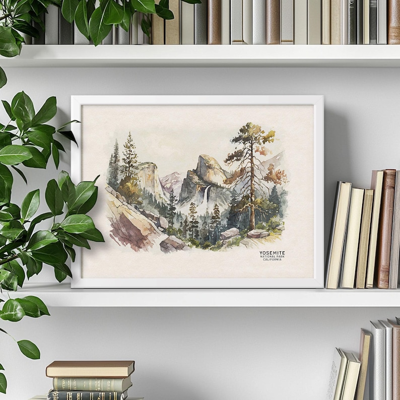 以下が含まれることがあります： カリフォルニア州ヨセミテ国立公園の水彩画。絵画は、側面に滝が流れ落ちる山脈を描いています。手前に木々と岩があります。