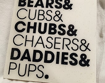 Bären Junge Döbel Chasers Daddies Pups Untersetzer | LGBTQ+ Bär Barware | Gay Untersetzer