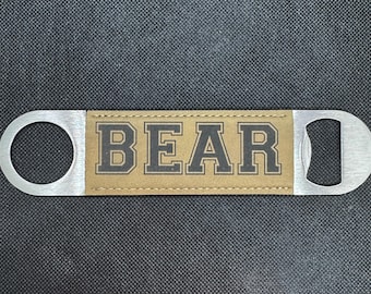 Grawerowany otwieracz do butelek ze sztucznej skóry: Gay Bear Pride Bar Blade
