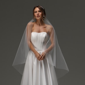 One Tier Cascade Veil with Raw Edge | Soft Ivory Cathedral Wedding Veil | Classic Soft Bridal Veil
