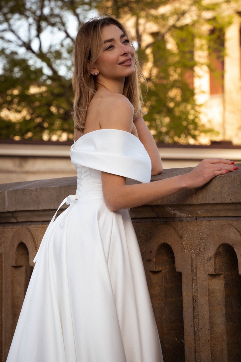 Wedding dress with slit,a-line wedding dress, dress, wedding dresses, prom dress corset, maxi dress, princess dress, corset prom dress image 8