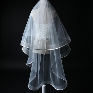 Handmade Italian Tulle Wedding Veil – Satin Ribbon & Horsehair Trim