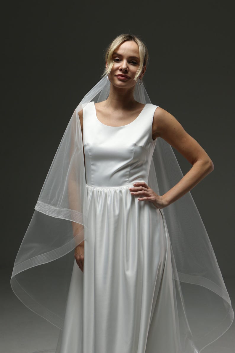 wide edge veil flowing soft tulle