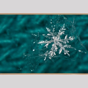 Samsung Frame TV Art, Winter Snowflake, Instant Download, TV Frame Art, Real Snowflake, Winter Art, Cabin Art, Nature Art, Serenity