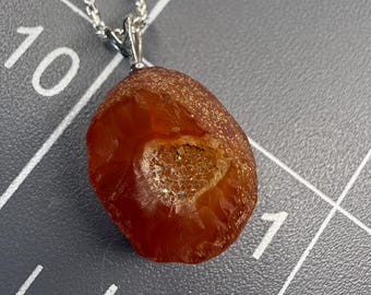 Halskette mit Karneol aus Washington | Anhänger aus Sterlingsilber mit Edelstein aus dem pazifischen Nordwesten
