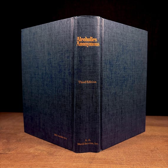Third Edition - Alcoholics Anonymous (1988) Vintage Hardcover Book