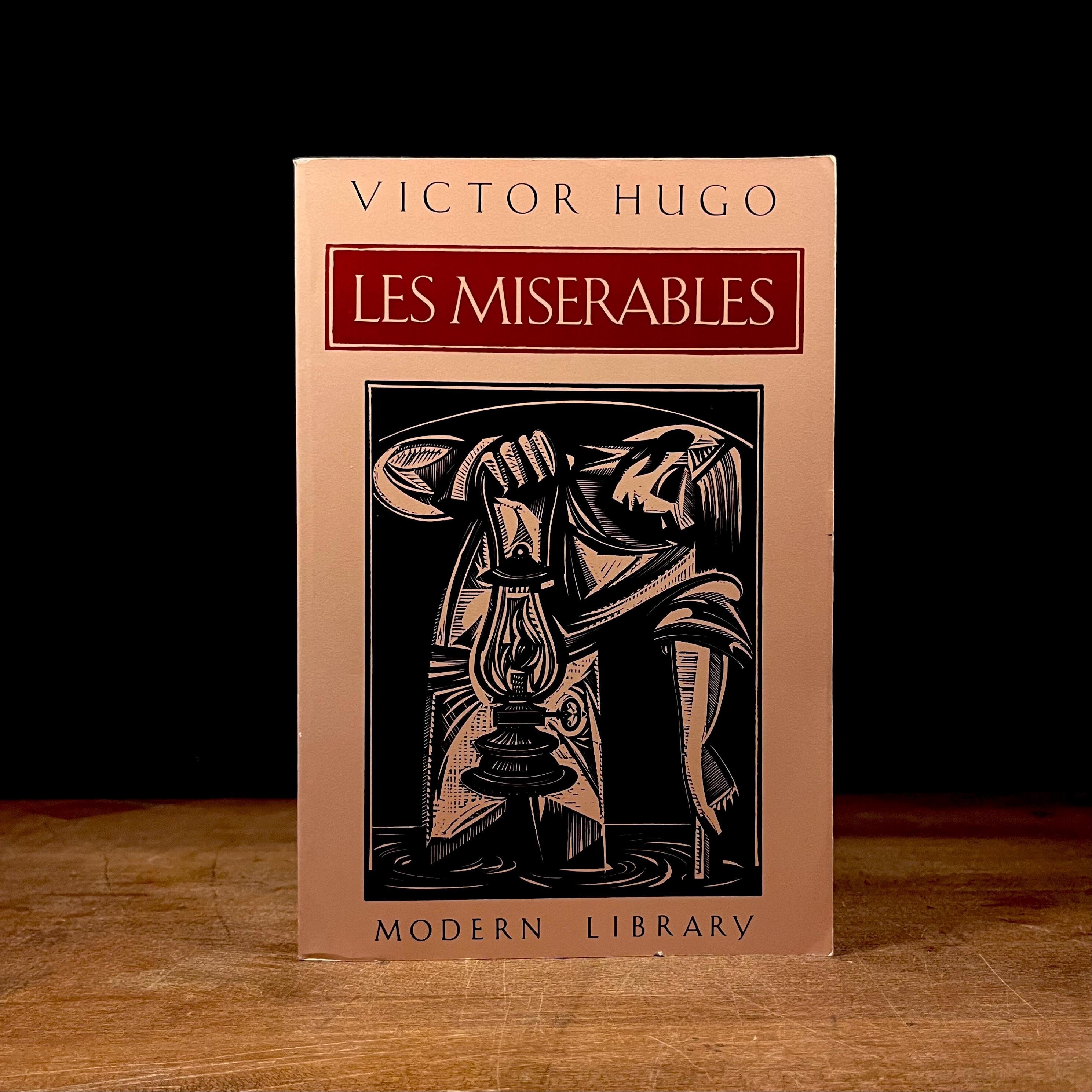 Les historiens (中古本) Modern Library - Les Miserables by Victor Hugo (1980s) Vintage