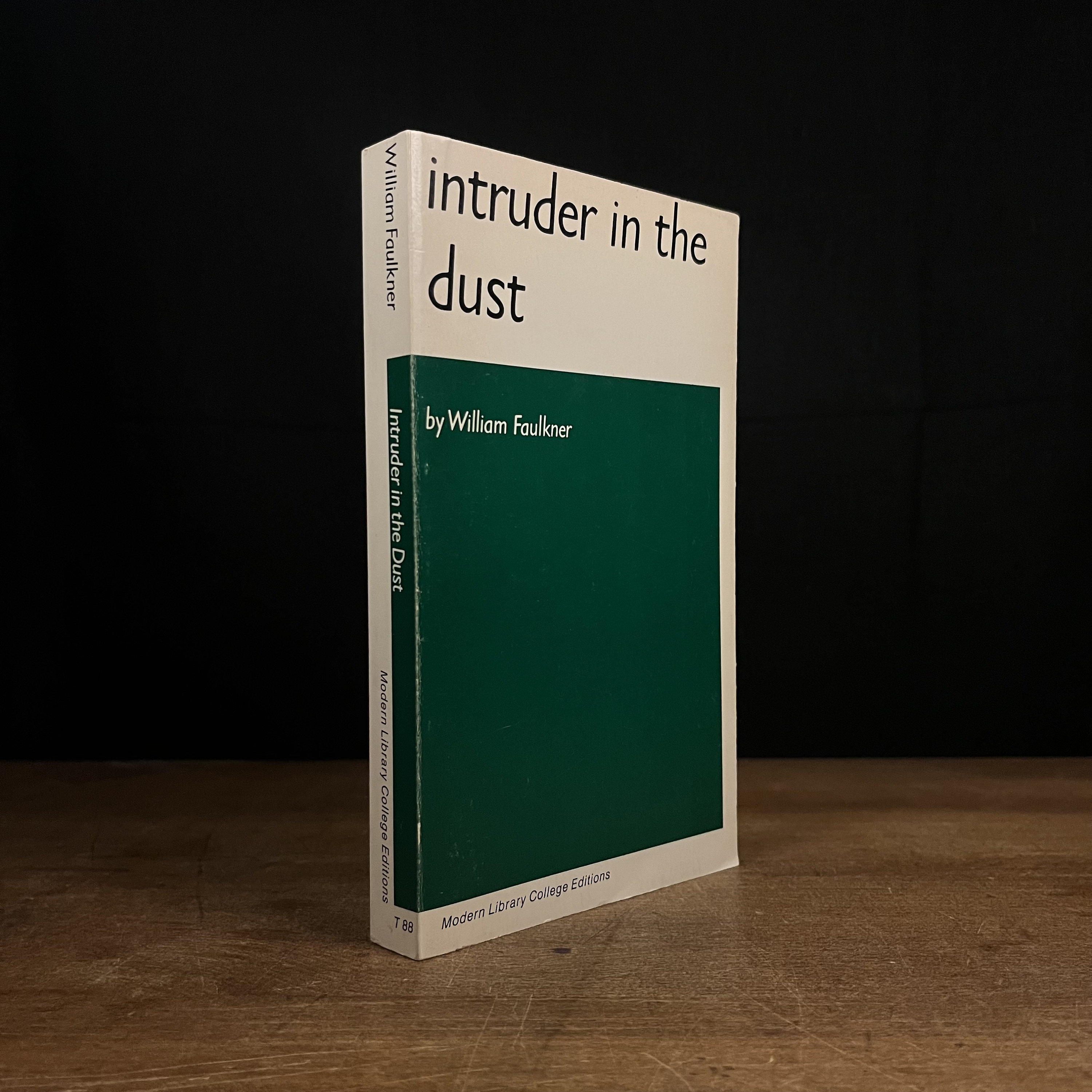 Modern Library - Intruder in the Dust by William Faulkner (1948