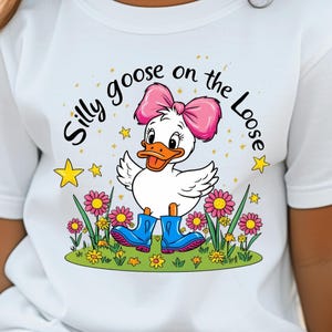 Silly Goose on the Loose png Silly Goose Kids png, animal de la ferme drôle, cadeau mignon pour fille, t-shirt anniversaire fille, sublimation petit-enfant Sawgrass