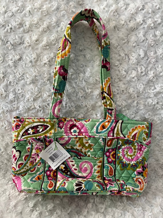 Vera Bradley Little Mandy bag in Titti Frutti