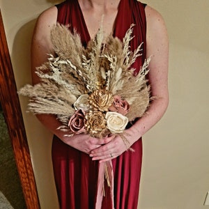 Dusty Rose Pampas Bridal Wedding Bouquet, Perfect for boho themed wedding Bride and Bridesmaid