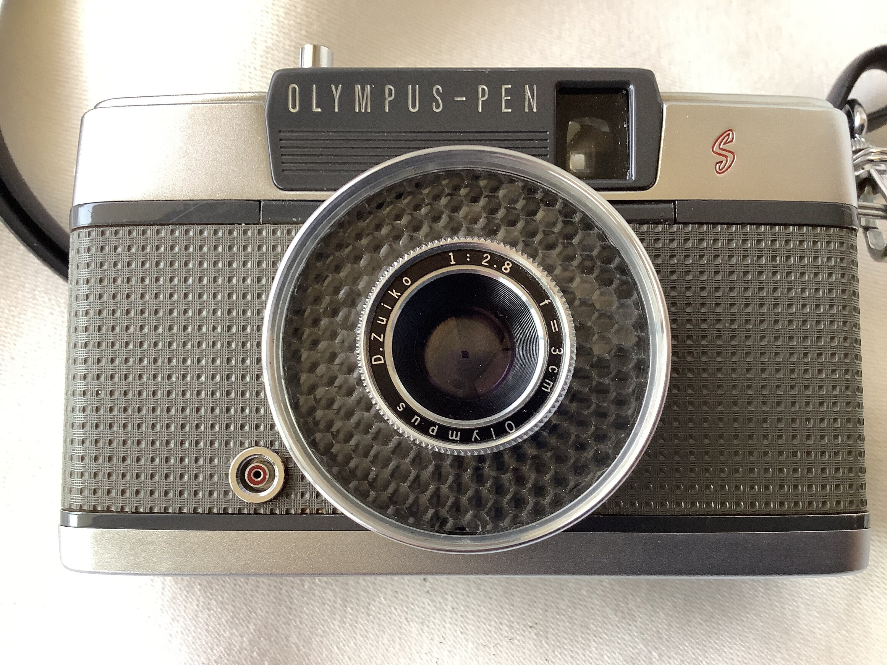 Olympus Pen EE S 35mm Half Frame Camera With 3cm F/2.8 Lens - Etsy