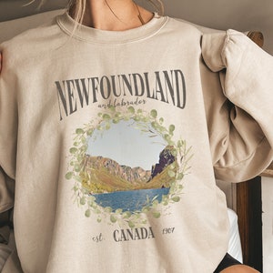 Newfoundland Sweatshirt Newfie Sweatshirt Newfoundland and Labrador Souvenir Yes B&#39;y Sweatshirt for Newfie Gift Atlantic Canada Shirt