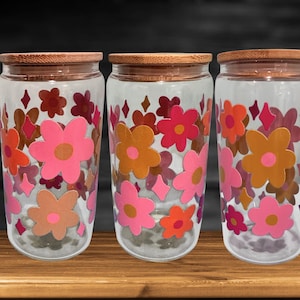 Retro Flower Iced Coffee Glass Cup: Bamboo Lid & Straw, 16oz Can Glass
