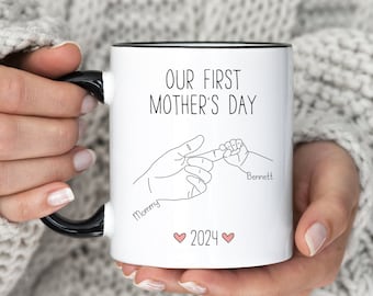 Notre première tasse pour la fête des mères •Tasse personnalisée avec prénom pour maman •Cadeaux pour une première maman •Cadeaux pour la fête des mères d'un bébé •(MU-74 First)