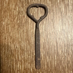 Vintage Cast Iron CENTLIVE BEER Bottle Opener