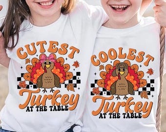Camiseta de pavo más genial en la mesa PNG, Acción de gracias para niños pequeños PNG, Acción de gracias para niños de niño/niña PNG, Pavo divertido PNG, Acción de gracias Png