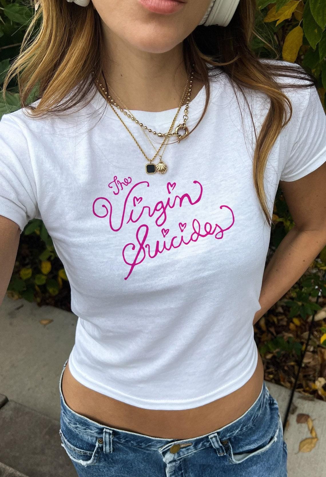 A24 プリシラ　Tシャツ Priscilla Rhinestoned Babydoll Tee – A24 Shop