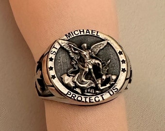 Anillo de sello de San Miguel en plata de ley hecho a mano: joyería cristiana para motociclistas