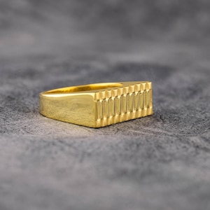 Watch Band Signet Ring For Men in 14K Gold, Unique Mens Signet Ring in 18K Gold, Minimalist Gold Ring For Statement