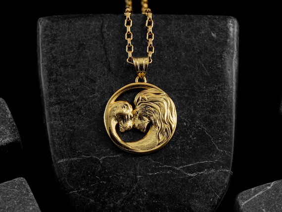 Gold Lion and Lioness Pendant Necklace for Men, Leo Zodiac 8K Gold Jewelry, Wild Animal Lover Gold Pendant, Unique Gift for Men, Luxury Gift