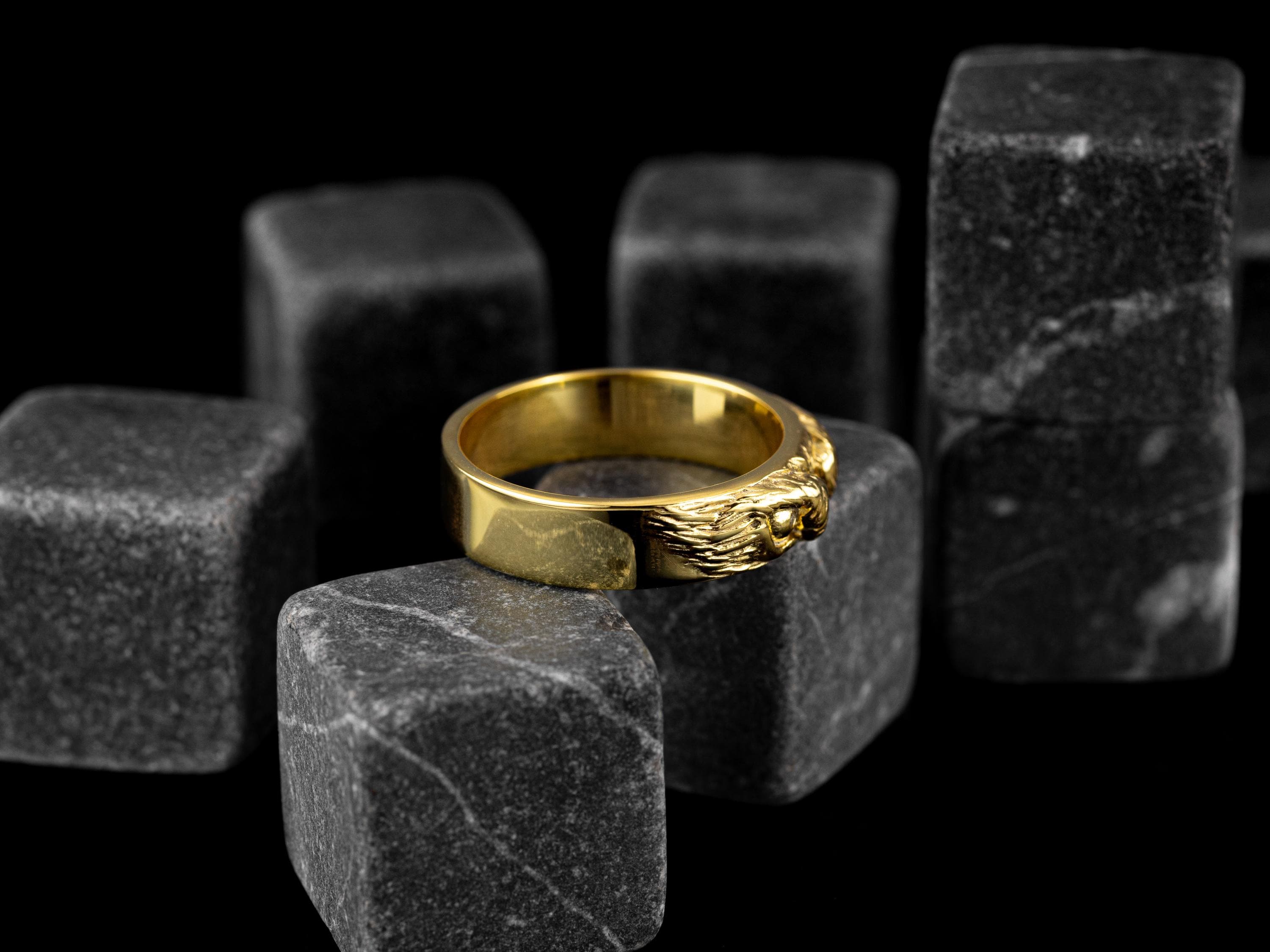 Owl Eyes Animal Wedding Band Ring in 21K Solid Gold, Animal Lover  Gold Gift, Elegant Mythology Gold