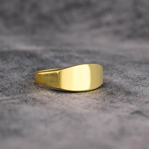 Modern Mens Signet Ring in 18K Gold, Sleek Signet Ring For Men, 14K Gold Mens Fashion Ring For Husband, Unique Gold Ring