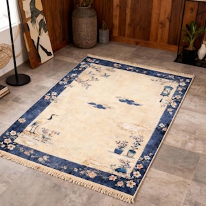 手織りウーシャックウールラグ：ヴィンテージ クレーンバード、花柄ボーダー