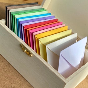 Enveloppes moyenne Arc-en-ciel + cartes blanches