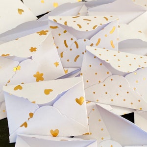Mini enveloppes blanches et motifs dorés cartes blanches image 2