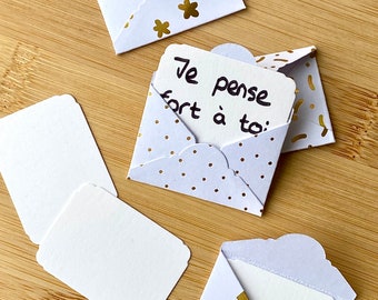 Mini enveloppes blanches et motifs dorés + cartes blanches