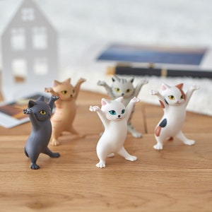 Kitten Figurines 