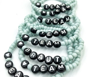 JGA-Armbänder „BRAUT & TEAM" Eucalyptus schwarz Acryl- und Glasperlen auf Gummiband - handmade