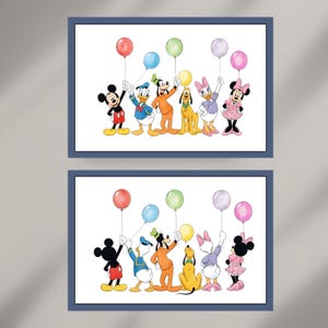 Puede incluir: Dos impresiones enmarcadas con personajes de Disney sosteniendo globos de colores. Mickey Mouse, el Pato Donald, Goofy, Pluto, Daisy y Minnie Mouse se representan en un estilo de dibujos animados alegre, con fondo blanco y marcos azules.