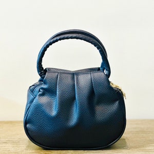 Bolso de piel azul, bolso de piel vegana con asa superior, bolso ligero