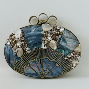 Clutch de nácar hecho a mano, bolso de noche azul, bolso de novia, clutch de piedras, bolso dorado